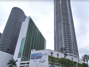 One Bedroom Apartment in Skyrise
