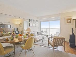 Charming 3 3br with breathtaking seaview in Biarritz center - Welkeys