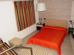 107522 - Apartment in Cala Canyelles