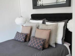 Junior Suite The Backyard TBY 01