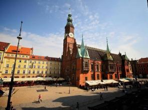 Solny Square Aparthotel