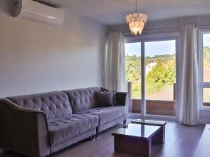 LOCAR-IN CANELA Apartamento Junto a Rua Coberta Amplo para 9 pessoas