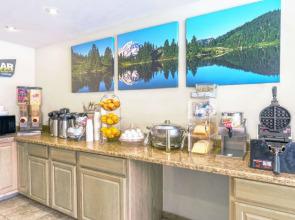 Travelodge by Wyndham Seattle University