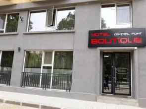Central Point Boutique Hotel