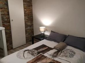 Studio Hypercentre Courteissade