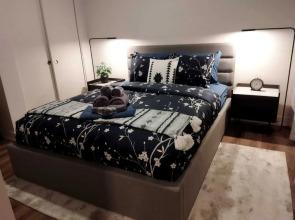 Corporate  Business stays in MTL DT