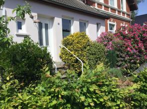 Ferienhaus Us lütt Hus und das Zimmer Linde im Haupthaus
