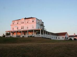 Narragansett Inn