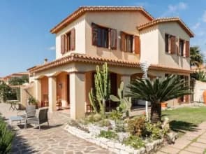Nora Rooms Villas Guesthouse