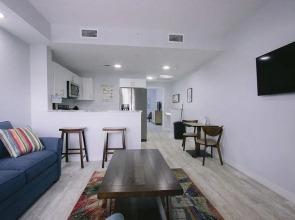 Vistalmar Queen Superior - One Bedroom Apartment