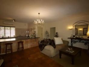 Wonderfully Spacious two Bedroom Cottage in a Quiet Secluded Area of Town on the Edge of the Bush - 1998