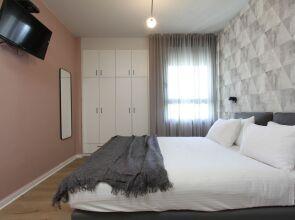 1 BR Apt TLV TAU by Sea N' Rent