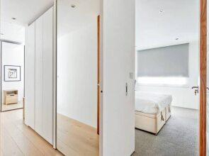 Elegant 2 Bed, 2 Bath Apt Sleeps 6 in Marylebone