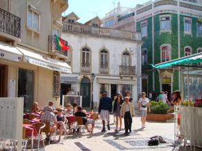 Lagos Marina and Promenade View Apartment Central