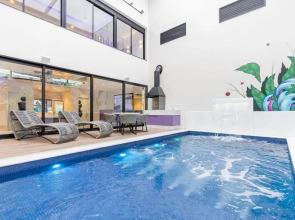 Poeme Motel by Drops