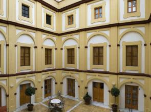 Albergue Inturjoven Córdoba - Hostel