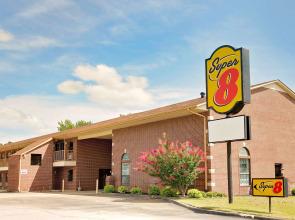 Super 8 by Wyndham Hazen