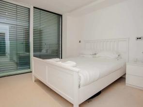 Exquisite 2 Bedroom Apartment In Bank