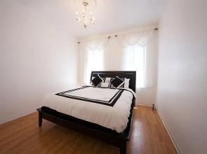 Aptos. Midtown West Family 3000