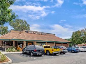 Days Inn by Wyndham Woodland