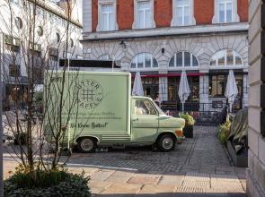 Bury Place by Onefinestay