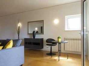 Feels Like Home - Cascais Flat With Pool