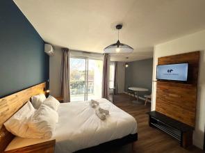 Le Clos de la Chartreuse by Ateya