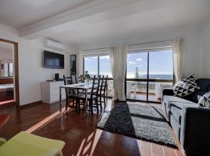 Luz Beach Oceanfront Apartment