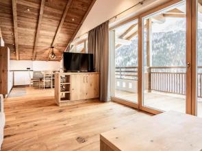 Luxury Chalet Plazola