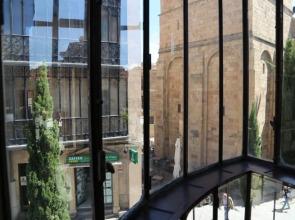 Central Market Parking opcional by Salamancavacacional