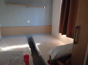 Bungalow With 3 Bedrooms in Gastes, With Pool Access and Furnished Ter