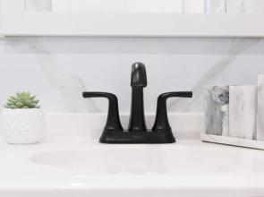 240-6 New Studio Prime Location W D in Unit