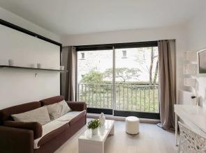 Luxe inn B10 Cœur des Champs Elysées et Tour Eiffel