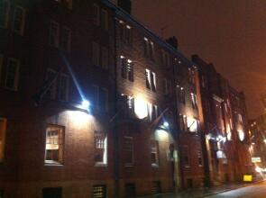 Ashton House - Hostel