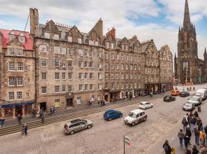 Ladystairs 2 Royal Mile