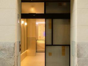 Petit Hostel Palacio Real