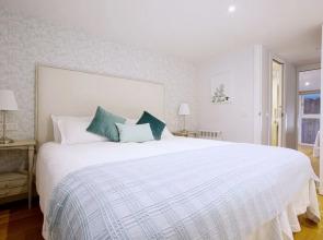 Duplex in Front of Retiro Park. 6 Pax. 2 Bedrooms. 2 Bathrooms. Lagasca II