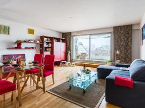 Warm Apartment With Parking and Terrace