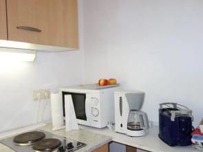 Tolstov-Hotels Big Room Apartment