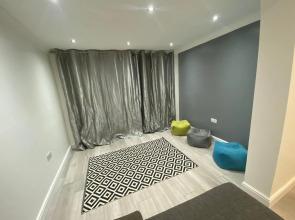 Beautiful House in SE London With a Huge Garden