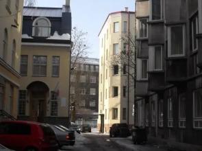 Roosikrantsi 8 City Center Apartment