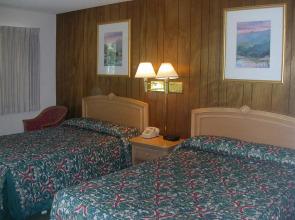 Green Lantern Inn  Suites