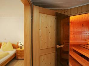 Penthouse White Schmitten