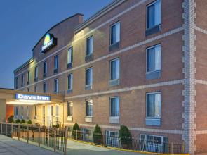 Days Inn by Wyndham Jamaica / JFK Airport