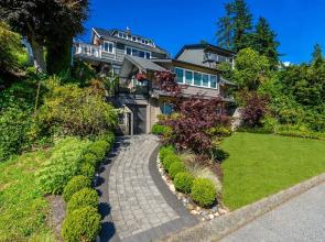 Crystal's View Bed & Breakfast