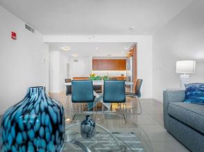 Modern 2-BD Condo in the Heart of Miami