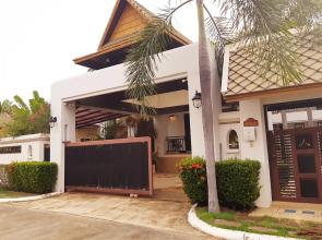 Punnapha Pool Villa  Pattaya