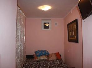 Railwaystation Apartment - Odessa