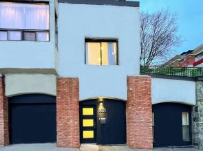 Chic Townhome with Garage Dt MTL