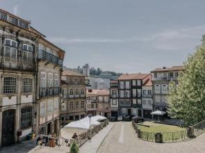 Trovador City Guest House